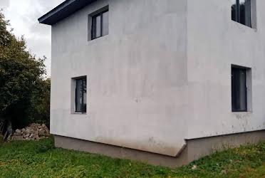 1835886707346023