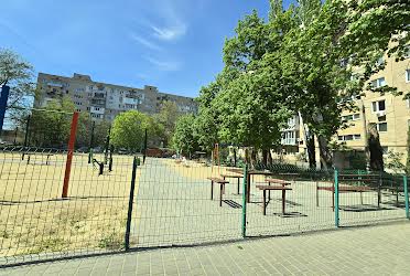 1831854416105230