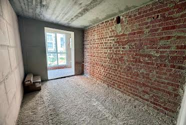 1835921936350237