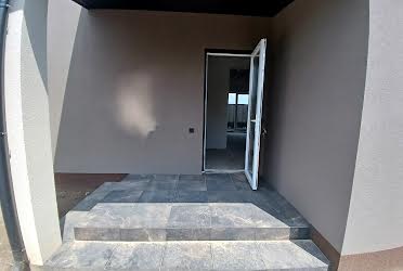 1834742381085246