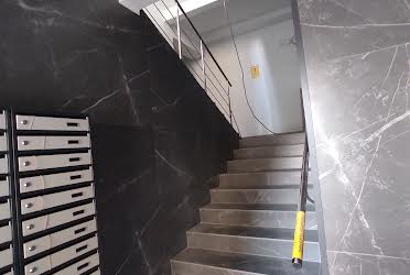 1834095794278258