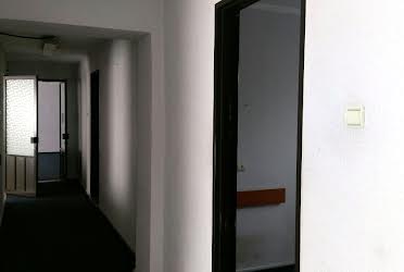 1833192935076261