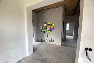 1836002315381271