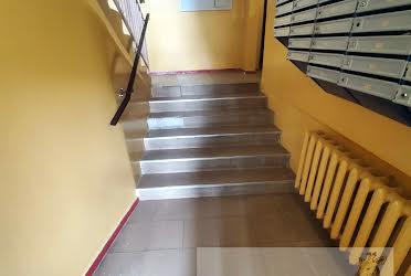1835373651911280