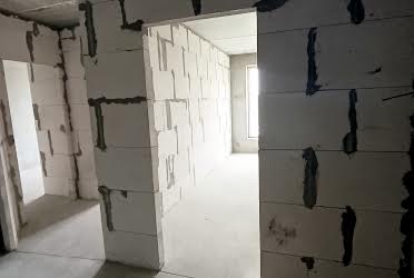 1835974545831289