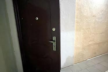 1835442031870293