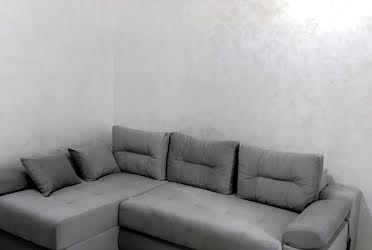 1827648695187295