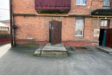 1795220216371300