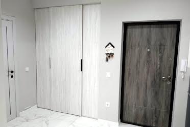 1825763200928301
