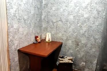 1836543287570301