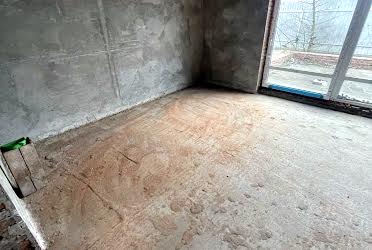 1825227859385302