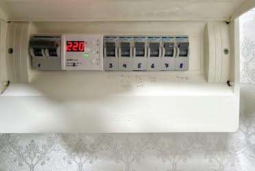 1822022076132309