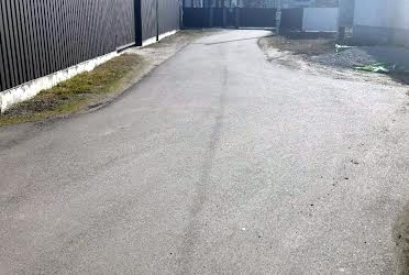 1825931300439309