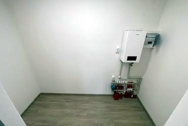 1832638964771310