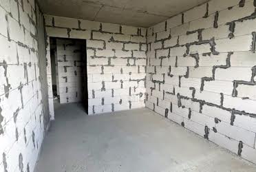 1827730791160312