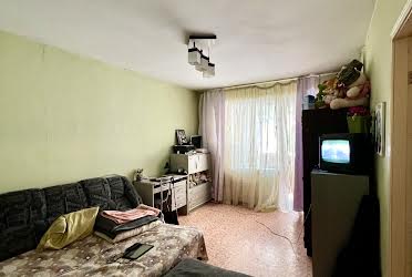 1833557660512317
