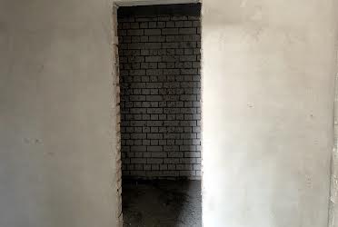 1832902485860318