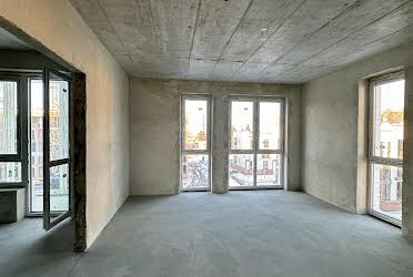 1818681841613320