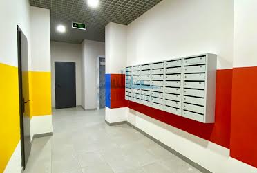 1832087670672329