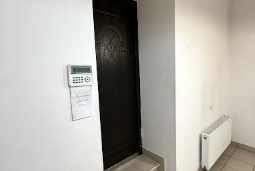 1831545195127334