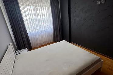 1836340078555342
