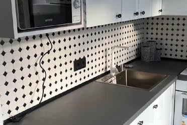 1830830024673343