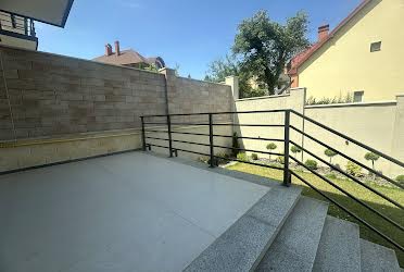 1835908984597343