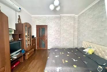 1835930482200344