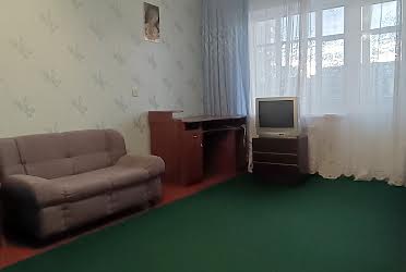 1754732975940352