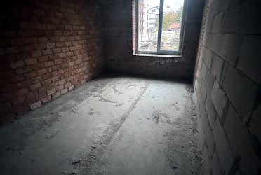 1835338423492354