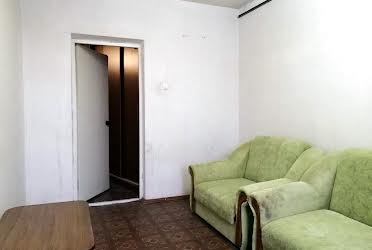 1832297449595356