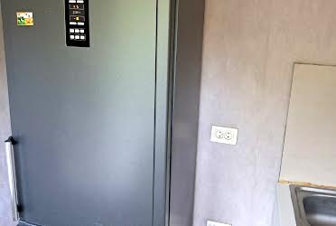 1835814396310363