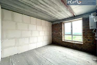 1832740413190038