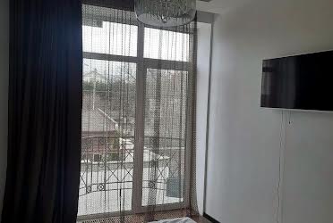 1836456800369380