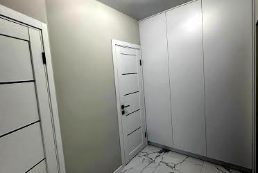 1833555751625387