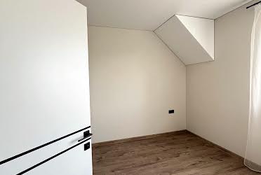 1817948445686004