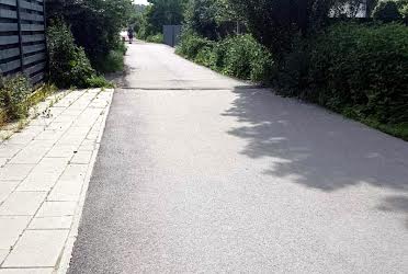 1836888321460040