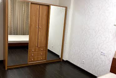 1829371089375406