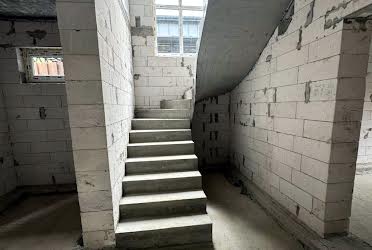 1835538160477407