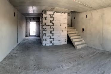 1825481336484408