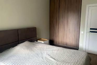 1834641533647408