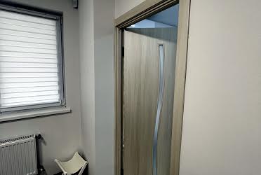 1835814605838408