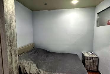 1835297503943418