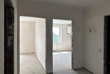1834806249885422