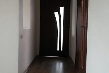 1835812708542425