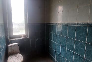 1831839856385428