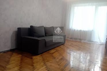1836602989423043
