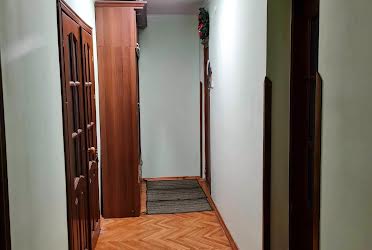 1831572449328433