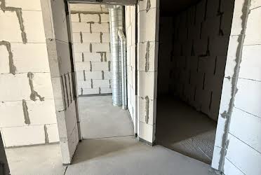 1832819069458434