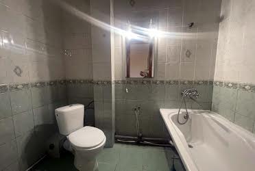 1835020397434436